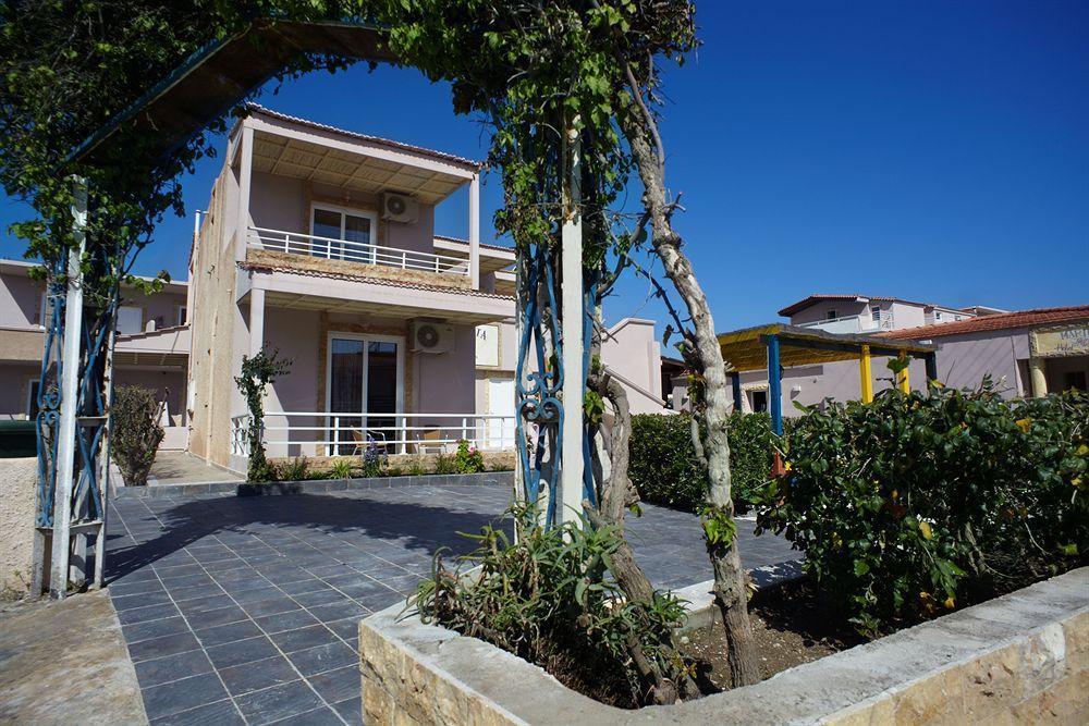 פסטידה Marietta Hotel Apartments מראה חיצוני תמונה